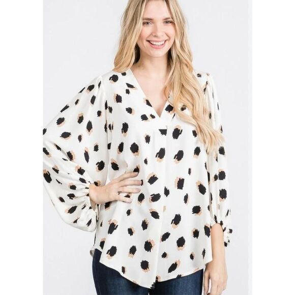 Amazon NWT S Cooler Days Cheetah Print Bubble Sleeve Top - Ivory - Picture 1 of 8